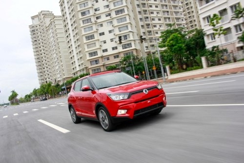  mg 0173 2 obdg Ssangyong Tivoli có giá bao nhiêu?